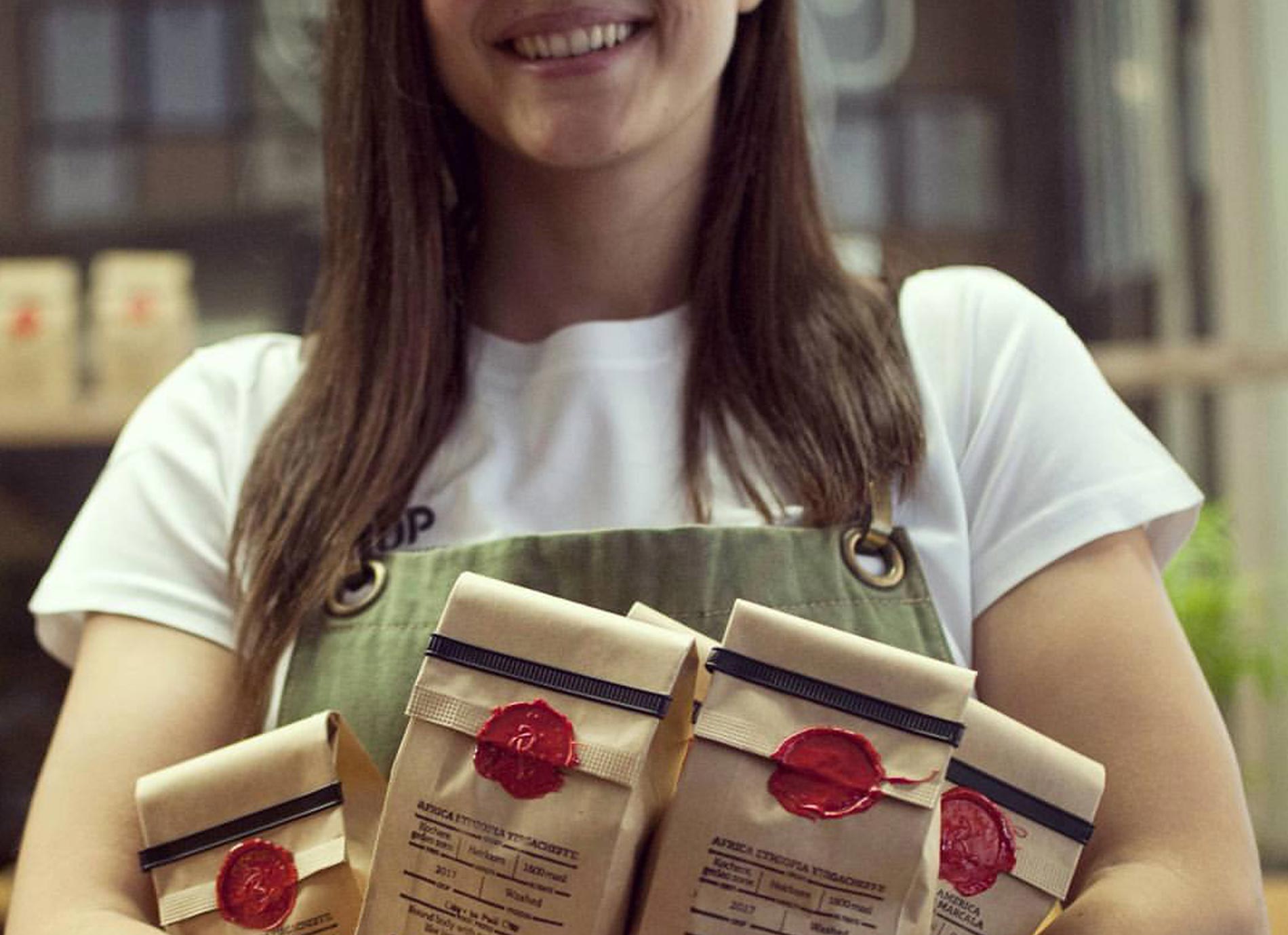 Crop coffee packaging